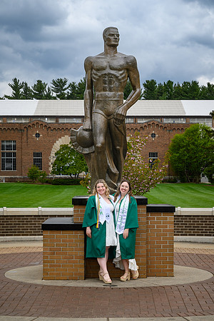 26MSUSpringGrads-0501-Alumni-267