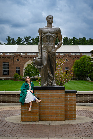 26MSUSpringGrads-0501-Alumni-276
