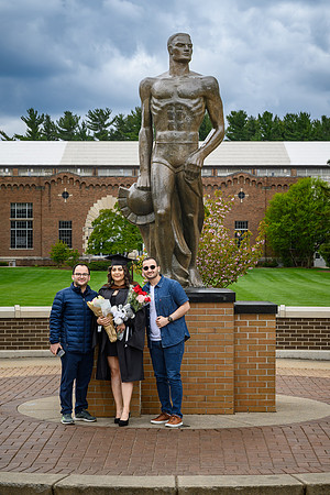 26MSUSpringGrads-0501-Alumni-249