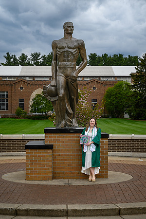 26MSUSpringGrads-0501-Alumni-261