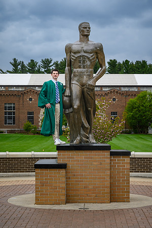 26MSUSpringGrads-0501-Alumni-384