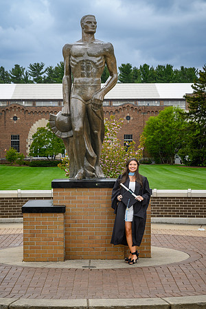 26MSUSpringGrads-0501-Alumni-346