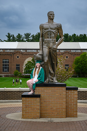 26MSUSpringGrads-0501-Alumni-422