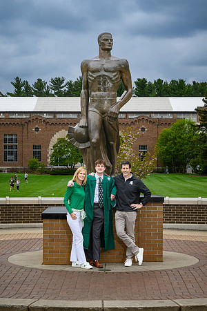26MSUSpringGrads-0501-Alumni-386