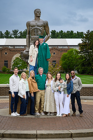 26MSUSpringGrads-0501-Alumni-427
