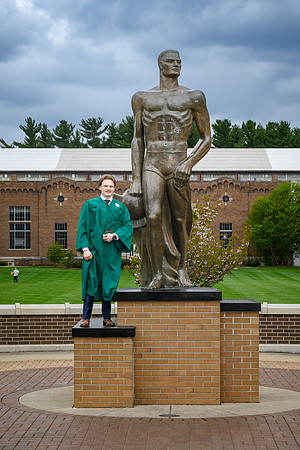 26MSUSpringGrads-0501-Alumni-369
