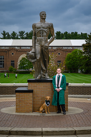 26MSUSpringGrads-0501-Alumni-397