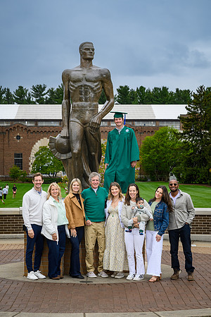 26MSUSpringGrads-0501-Alumni-425