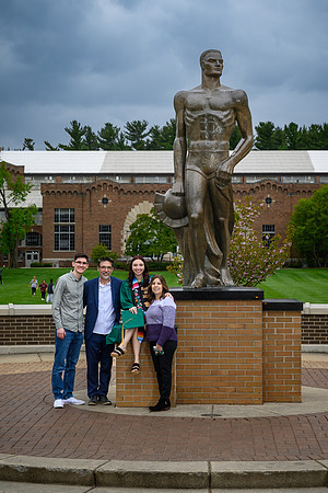 26MSUSpringGrads-0501-Alumni-406