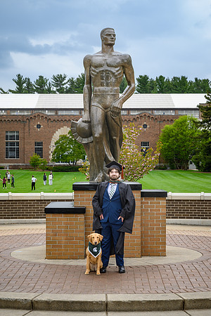 26MSUSpringGrads-0501-Alumni-441