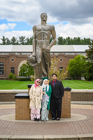 26MSUSpringGrads-0502-Alumni-041