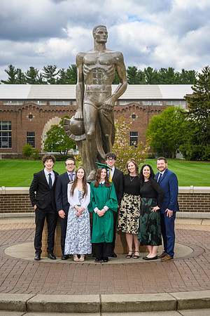 26MSUSpringGrads-0502-Alumni-025