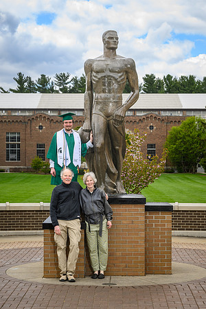 26MSUSpringGrads-0502-Alumni-033