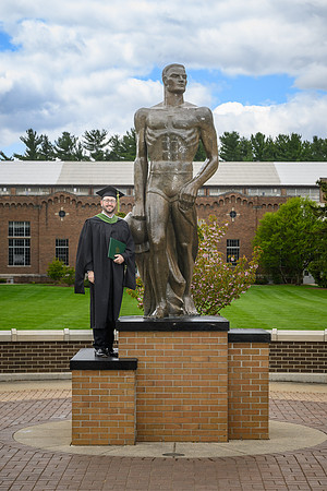 26MSUSpringGrads-0502-Alumni-036