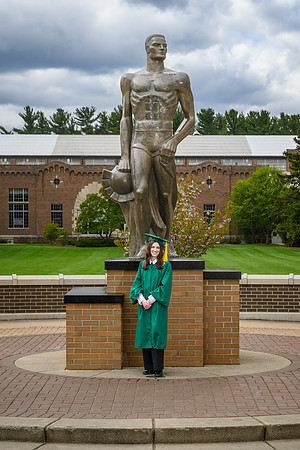 26MSUSpringGrads-0502-Alumni-023