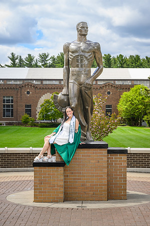 26MSUSpringGrads-0502-Alumni-012
