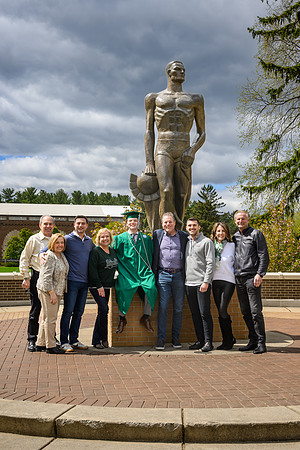 26MSUSpringGrads-0502-Alumni-001