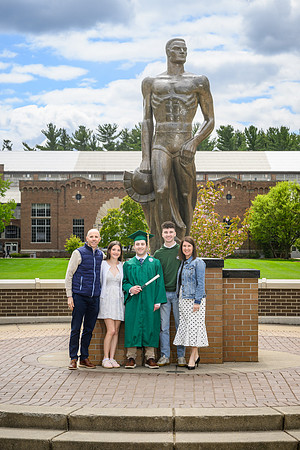 26MSUSpringGrads-0502-Alumni-187
