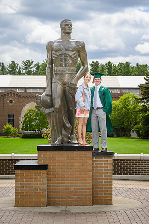 26MSUSpringGrads-0502-Alumni-225