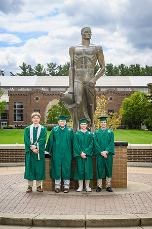 26MSUSpringGrads-0502-Alumni-191