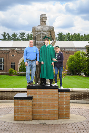 26MSUSpringGrads-0502-Alumni-230