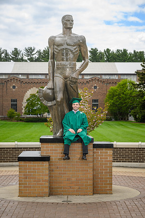 26MSUSpringGrads-0502-Alumni-170
