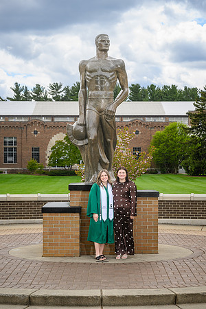 26MSUSpringGrads-0502-Alumni-204