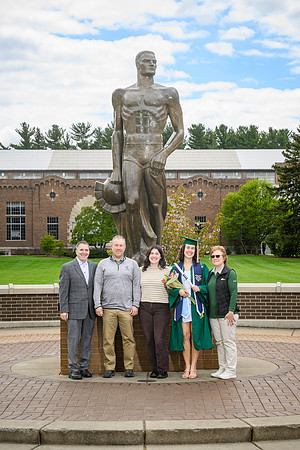 26MSUSpringGrads-0502-Alumni-174