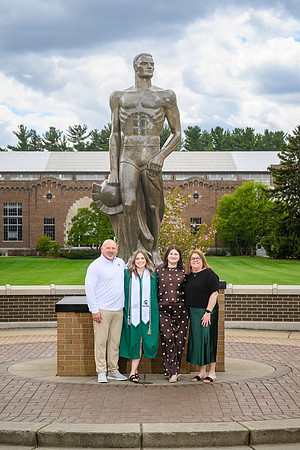 26MSUSpringGrads-0502-Alumni-203