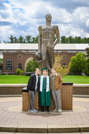 26MSUSpringGrads-0502-Alumni-217