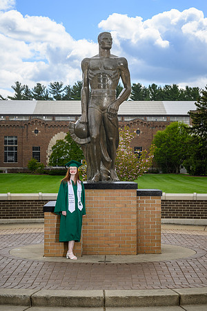 26MSUSpringGrads-0502-Alumni-286