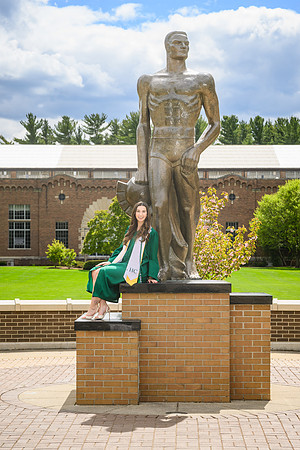 26MSUSpringGrads-0502-Alumni-245