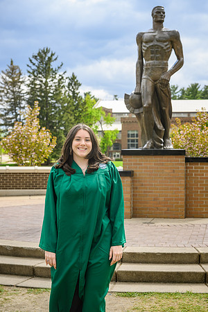 26MSUSpringGrads-0502-Alumni-319