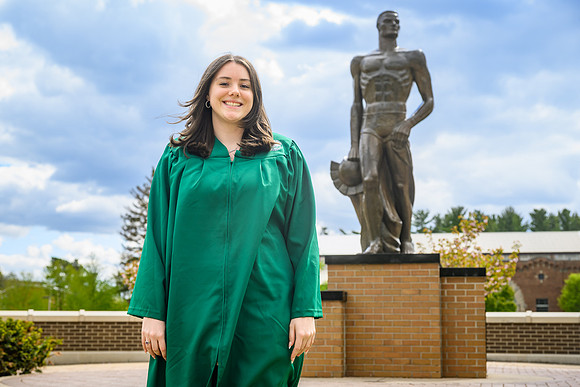 26MSUSpringGrads-0502-Alumni-318
