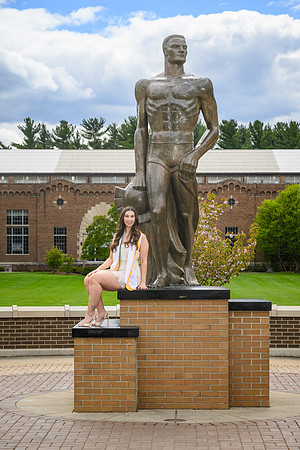26MSUSpringGrads-0502-Alumni-246