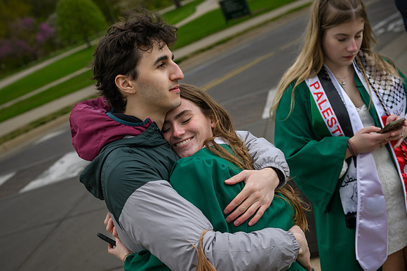 26MSUSpringGrads-0502-Alumni-281