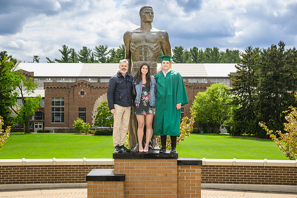 26MSUSpringGrads-0502-Alumni-242
