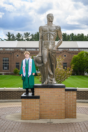 26MSUSpringGrads-0502-Alumni-297