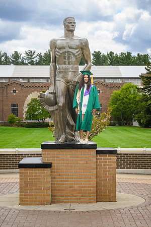 26MSUSpringGrads-0502-Alumni-235