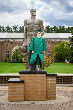 26MSUSpringGrads-0502-Alumni-238