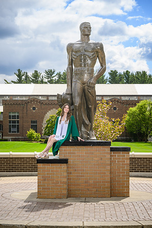 26MSUSpringGrads-0502-Alumni-276