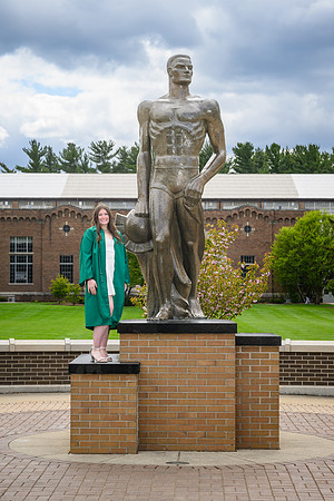 26MSUSpringGrads-0502-Alumni-263