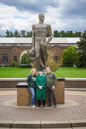 26MSUSpringGrads-0502-Alumni-261