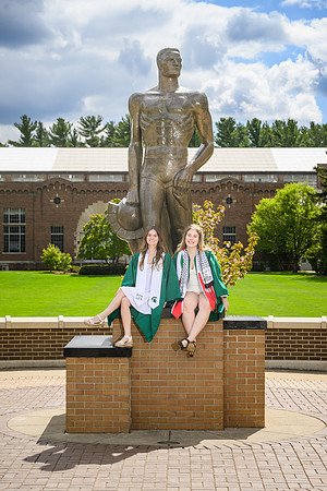 26MSUSpringGrads-0502-Alumni-275