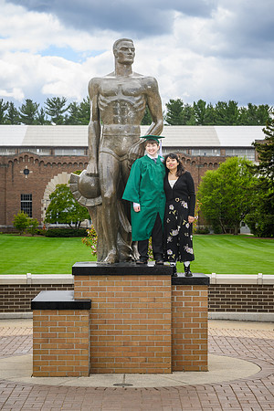 26MSUSpringGrads-0502-Alumni-260