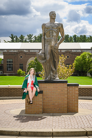 26MSUSpringGrads-0502-Alumni-274
