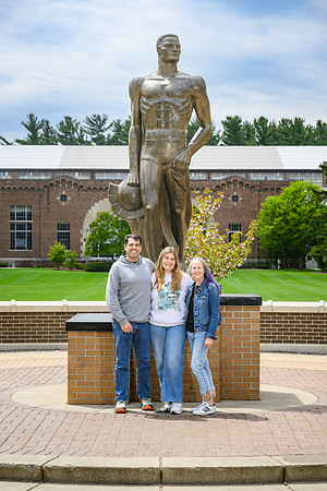 26MSUSpringGrads-0503-Alumni-242