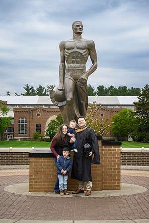 26MSUSpringGrads-0503-Alumni-019