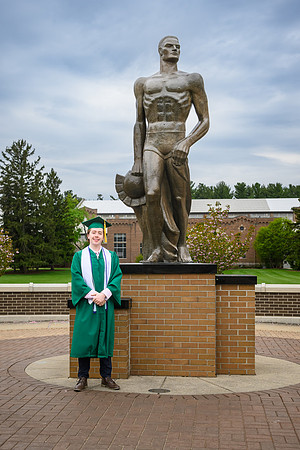 26MSUSpringGrads-0503-Alumni-015