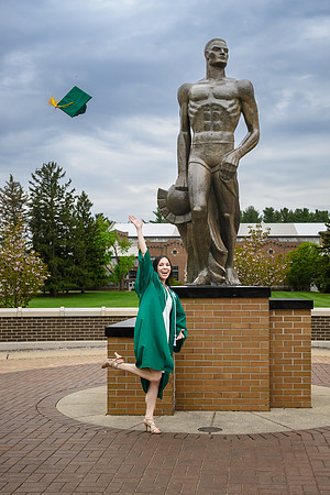 26MSUSpringGrads-0503-Alumni-006